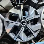 جنوط كياه سونيت موديل 2023 مقاس 16 اصلي وكاله