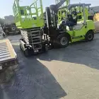سقالات كهربائيه للايجار