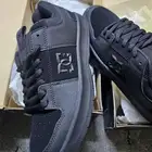 حذائين DC اسود واسود ابيض مقاس 44