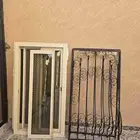 شباك المنيوم قزاز دبل الون حسب الي في الصوره شبك حديد