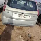 يوجد قطع غيار فورد فيجو 2011
