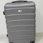 شنطتين سفر بحالة ممتازة ( الموقع حي العسيلة )