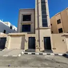 للبيع بأبها شقق تمليك علوي ب 500 الف بسطح خاص ومصعد شغال