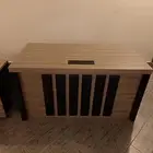 مكتب وادراج ودولاب شبه جديد