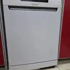 غسالة صحون نظيفة