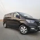 هيونداي ستاريكس 2020 لون اسود 11 راكب