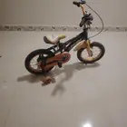 دراجه. مقاس 14 للبيع. 100 ريال قويه ومتينه