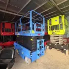 متوفر سيزرات لفت كهرباء وديزل سيزرلفت 12متر سيزرلفت 14متر