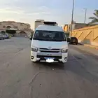 للبيع تايوتا باص بضاعه