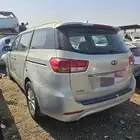 للبيع كيا كرنفال موديل 2015