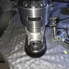 مستخاصة قهوة من شركة Delonghi استعمال شهر