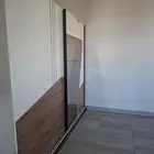 دولاب كبير سحب من هوم سنتر يحتاج تغيير مسارات البيع ب 1000