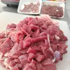 أنا جزار خبرة في مجال الملاحم أي ملحمه خبره 4 سنوات متمكن