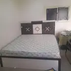 سرير كبير مع مرتبه و2 مخده طويله