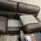 كنب قطعتين وحده قطعه نفرين والثانيه 3نفر
