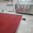 ثلاجه سمك نظيف