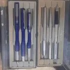 أقلام باركر الماني موديل قديم لم تستخدم بالكرتون