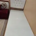 سرير للبيع ب 150