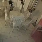 طاوله بالون الأبيض خمس كراسي بلاستك مقوى خفيف الوزن