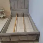 سرير نوعيه ممتازه نظيف نفر ونص للبيع
