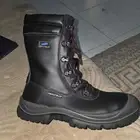 سيفتي شوز Aboutblu