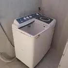 غسالة سامسونج شبه جديده ولا تم لها صيانه من قبل الحمدلله