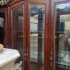 غرفة نوم وبوفيه سفره ومداخل كلاسيك ولوحات وتحف