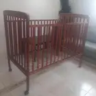 سرير اطفال
