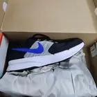 جزمة نايك اصلي بكرتونها وما لبست من قبل