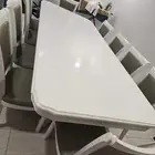 طاوله طعام