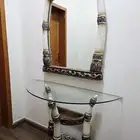 طاولة مدخل مع مراية