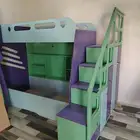 سرير نوم 2دور نظيفه مع الدواليب