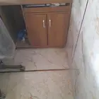 مكتب شبه جديد للبيع