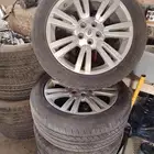 جنوط رنج روفر مع كفرات مقاس 20