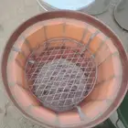 فحم وحطب وبراميل مندي فخاريات