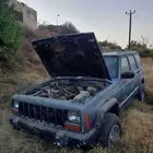 جيب شيروكي 98 للبيع. واقف له 7 سنوات.