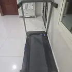 جهاز سير كهربائي رياضي