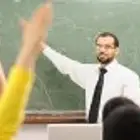 معلم مصري خاص للمرحلة الابتدائية