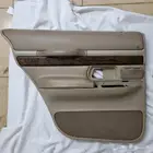 طابق باب خلفي يسار ( فكتوريا-ماركيز ) اصلي نظيف