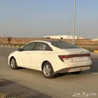 اكسنت سمارت ابيض سقف أسود 2025