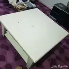 طاوله نظيف