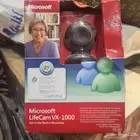 كاميرا فيها مايكروفون اصليه من مايكروسوفت