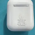 للبيع سماعة AirPods الاصدار الثاني