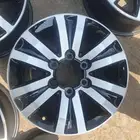 جنوط فورشينر وتركب ع البرادو اصلي وكاله مقاس 17 مستعمل نظيف