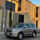 تويوتا لاندكروزر في اكس ار نظيف بريمي 2010