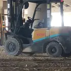 رافعه شوكيه ثلاثه طن ايجار يومي شهري