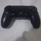 يد بلايستيشن 4 أصليه مستخدمه نظيفه