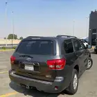 تويوتا سكويا 2014 دبل فتحة سقف وثلاجة