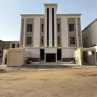 للبيع شقه علويه تشطيبvipف ف حي المصيف بالقرب من كبري باحص
