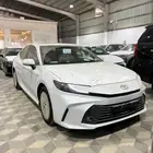 كامري 2025 سعودي E بلس هايبرد بأقل سعر